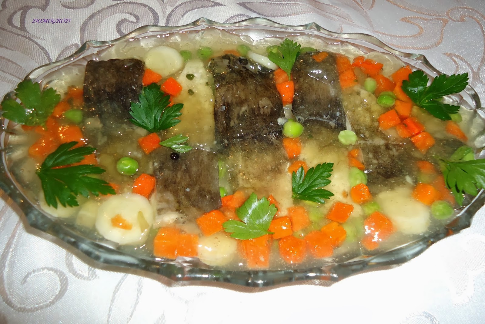 Заливное из карпа